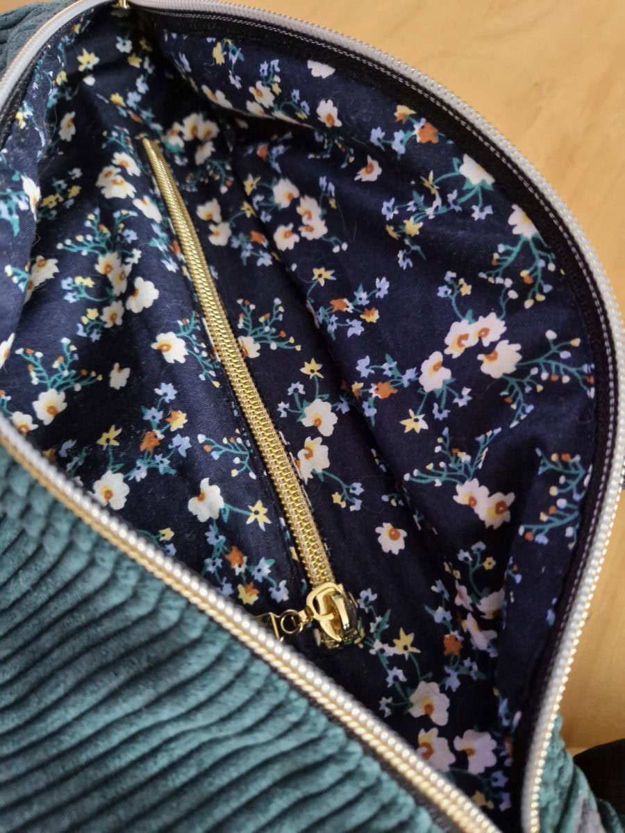 sac banane en velours vert sapin TS  (nouvelle collection) – Image 3
