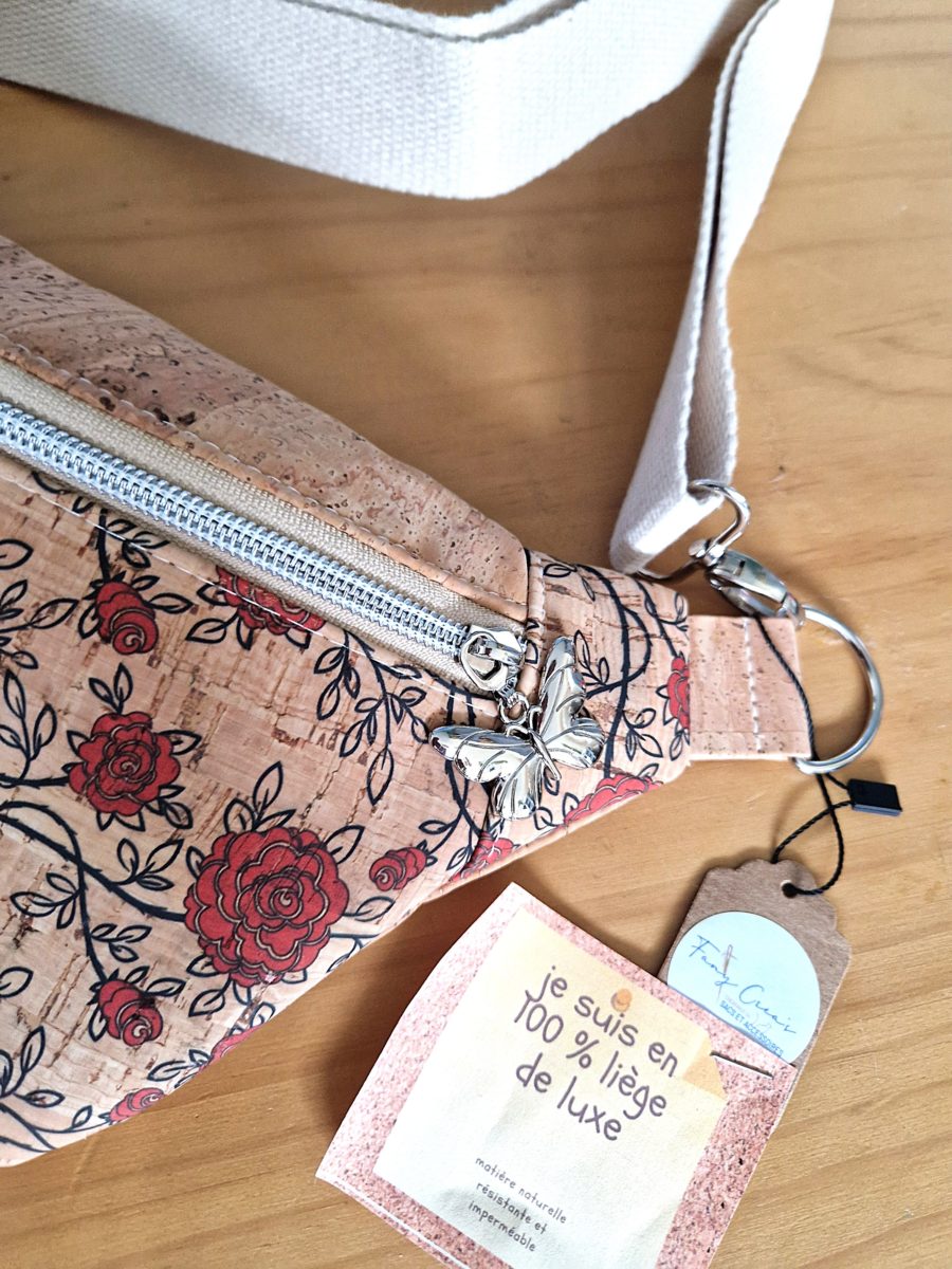 sac banane en liège de luxe imprimé roses rouge (nouvelle collection) – Image 3