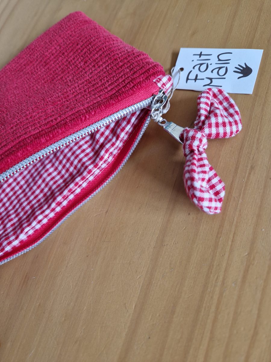 Trousse plate en velours côtelé rouge (nouvelle collection) – Image 3
