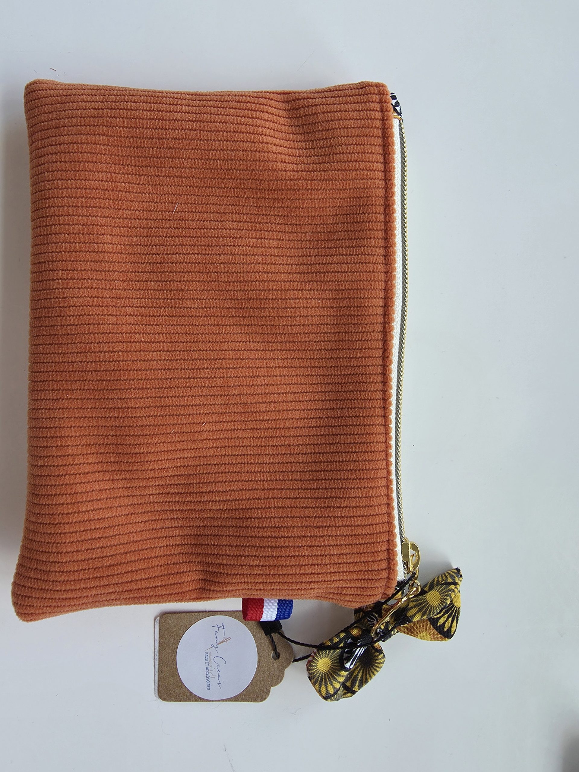 Trousse plate en velours côtelé ( divers coloris) – Image 6