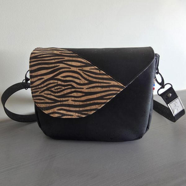 mini besace liège de luxe noir et rabat imprimé zèbre collection "savane"