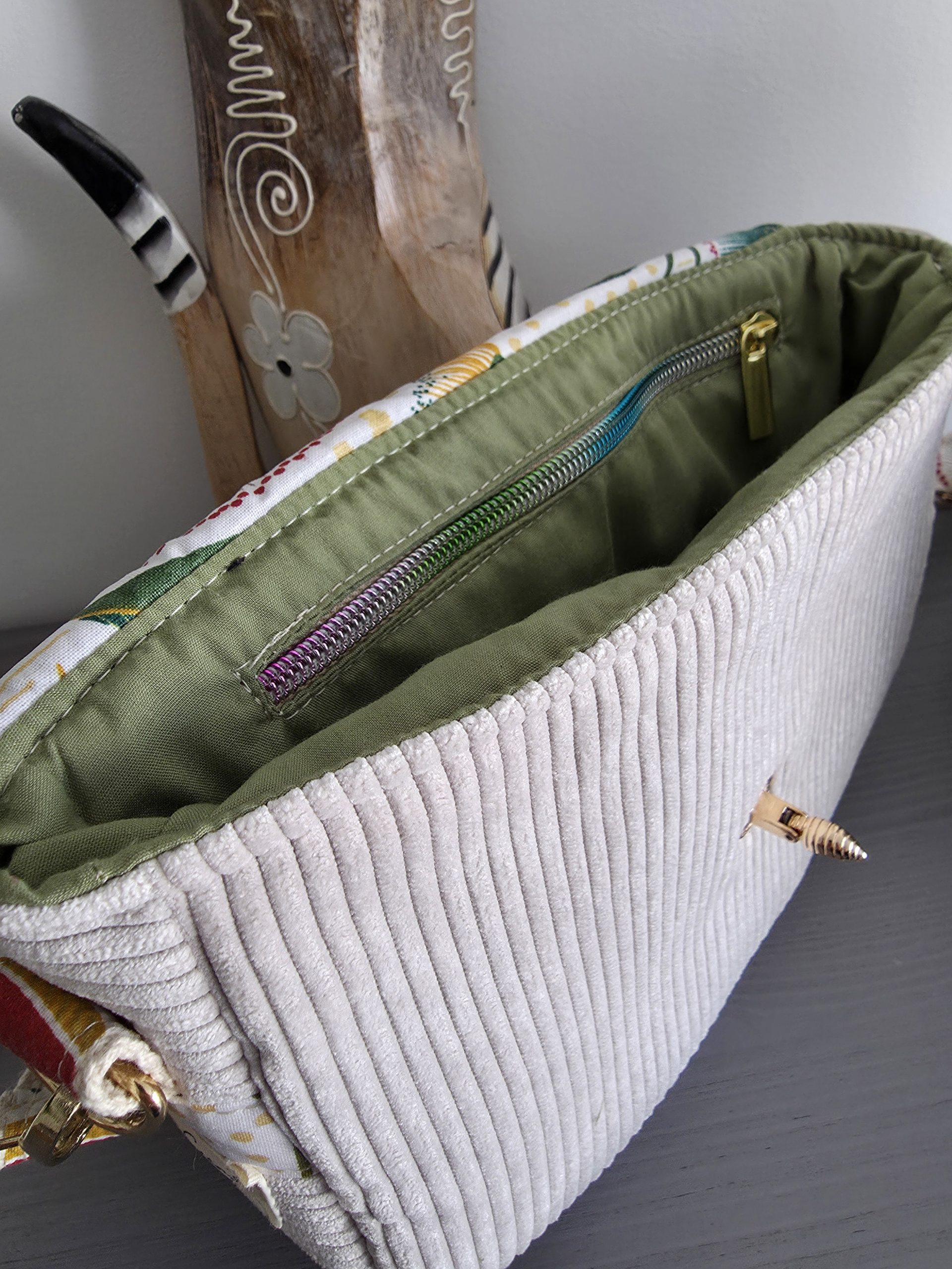 Sac Nola- mini besace en velours écru et tissu enduit fleuri – Image 3